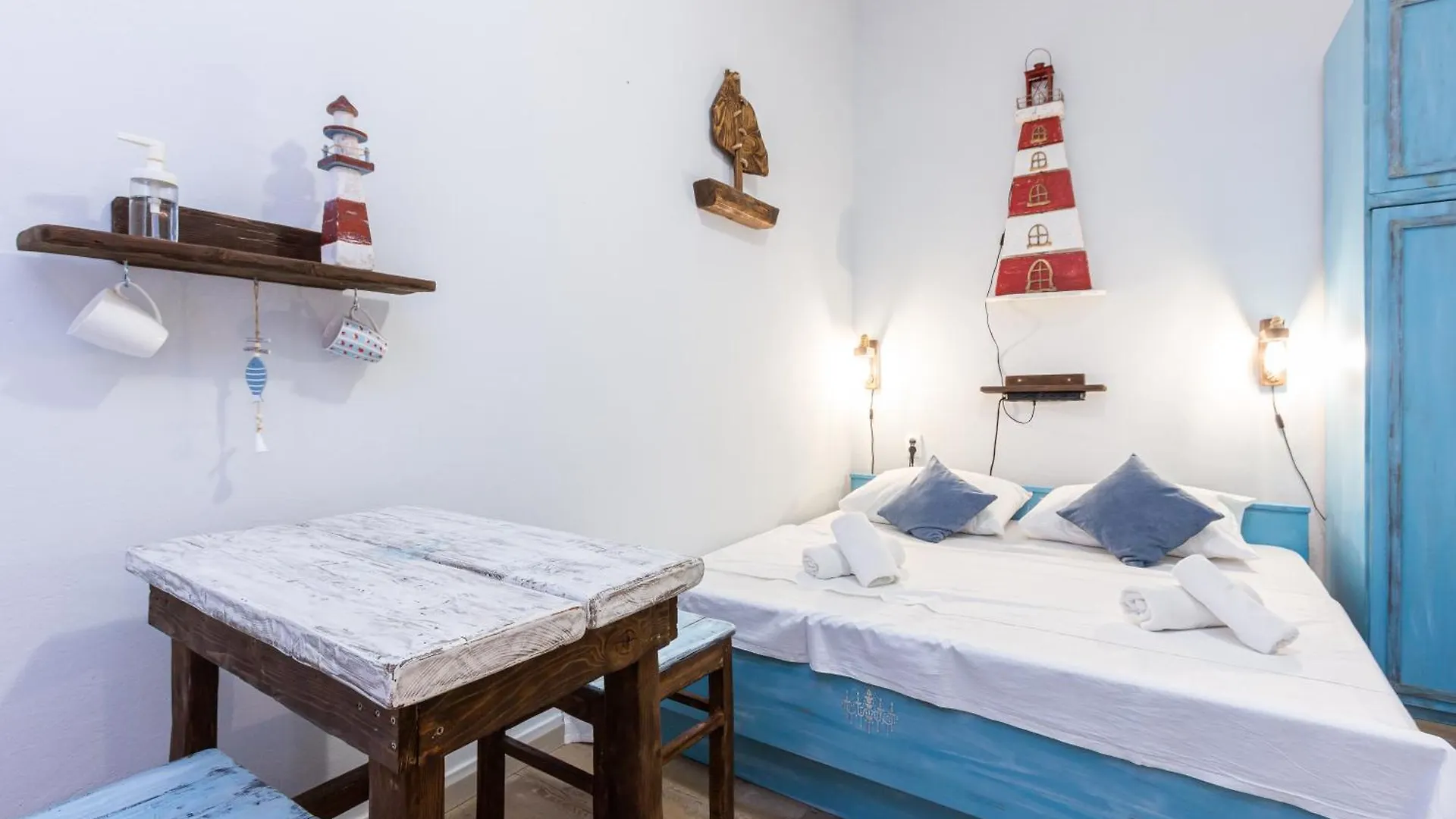 Rooms & Studio Apartments By The Way Baska