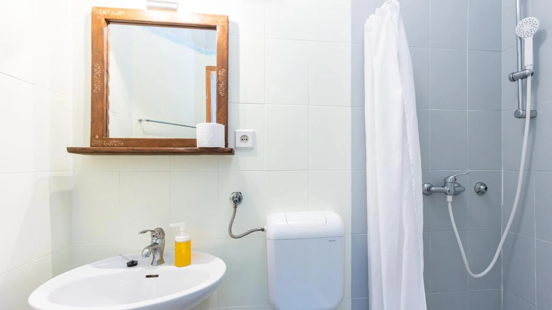 Rooms & Studio Apartments By The Way Baska  Croatia