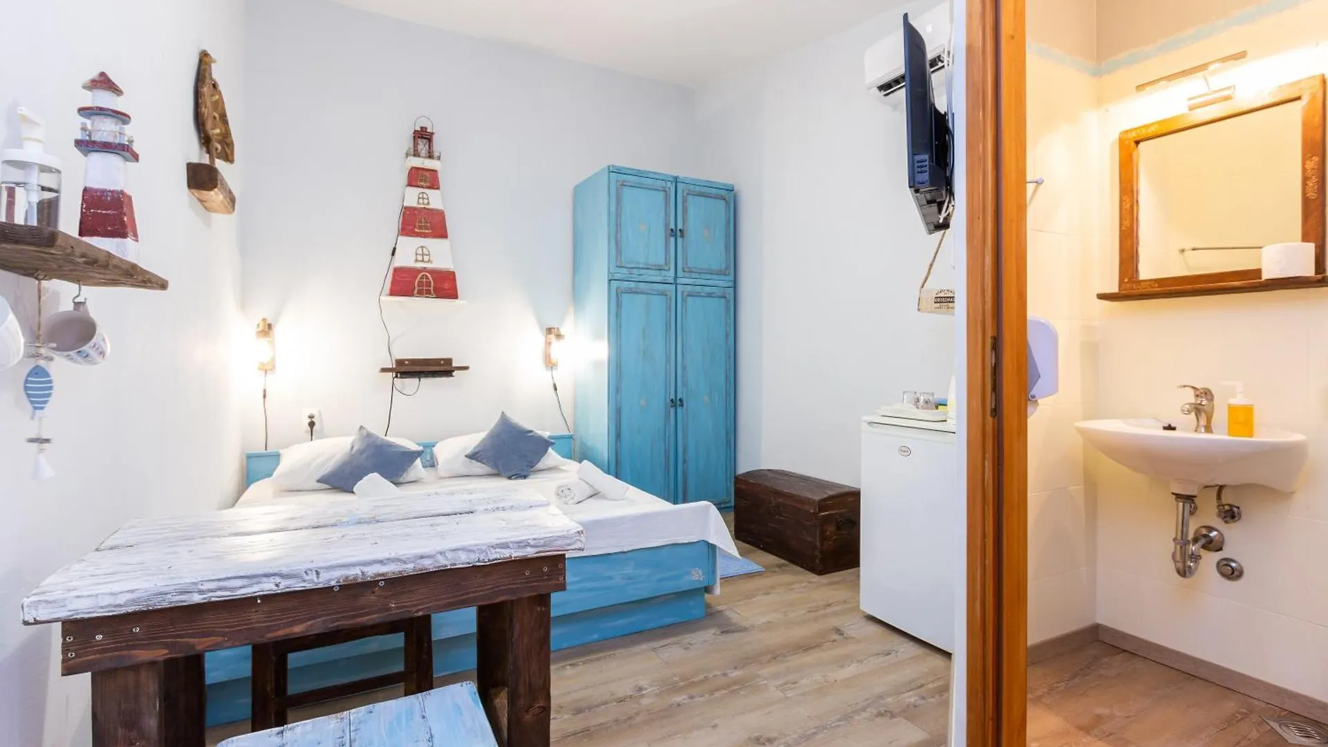 Rooms & Studio Apartments By The Way Baska   Baska (Krk)