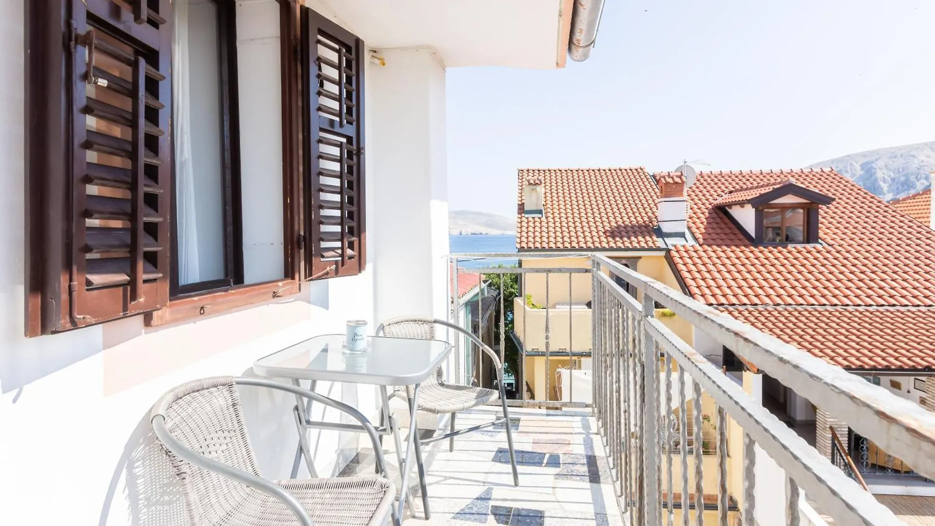 Rooms & Studio Apartments By The Way Baska   Baska (Krk)