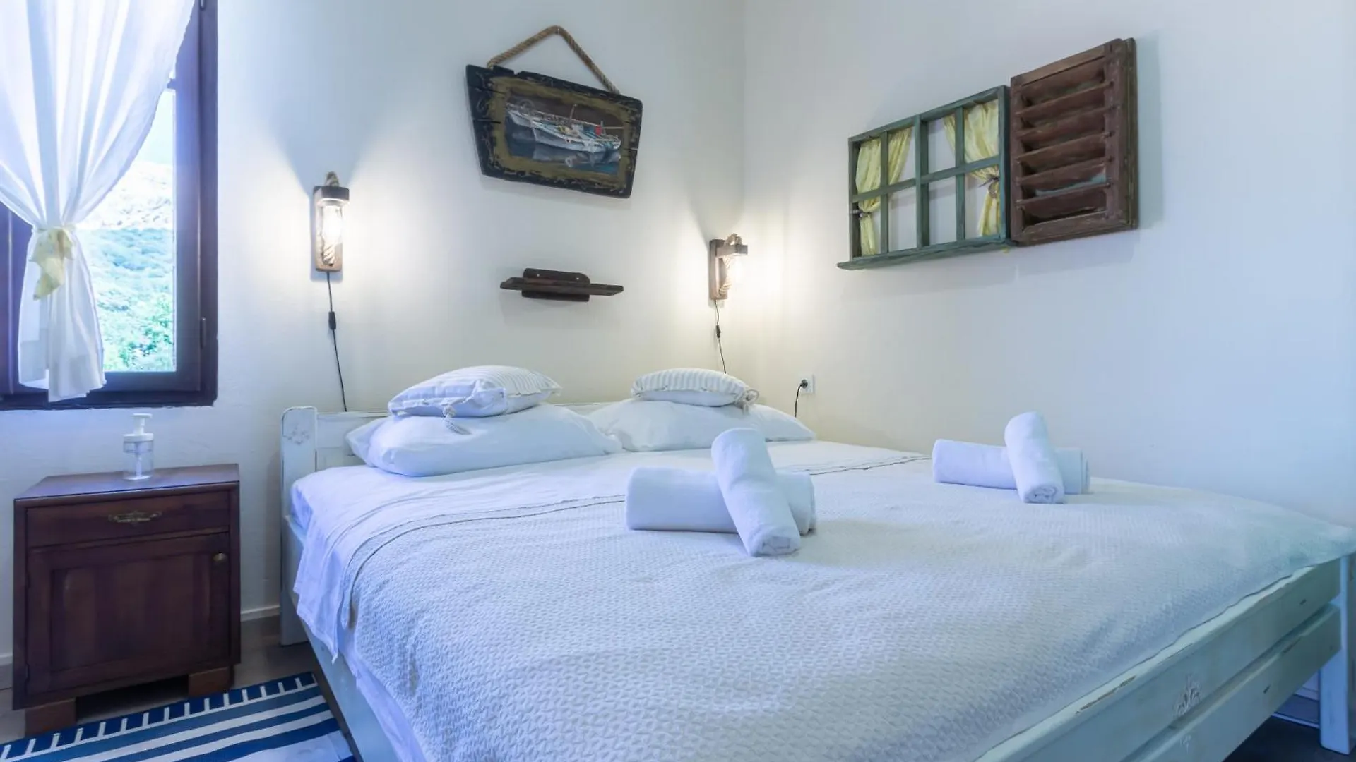 Rooms & Studio Apartments By The Way Baska  0*, Baska (Krk)