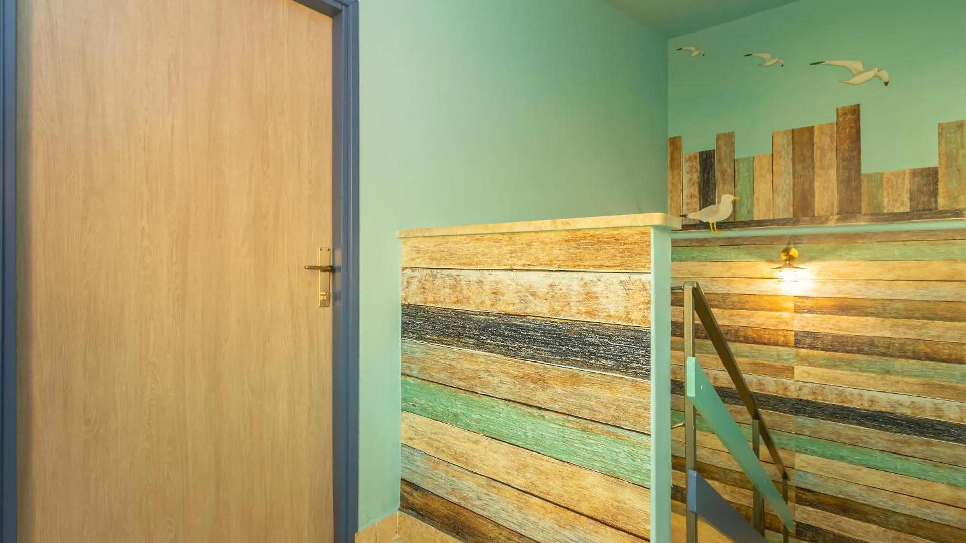 Rooms & Studio Apartments By The Way Baska
